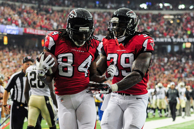 Roddy White's touchdown put the Falcons on the board and kicked off their climb to victory. 