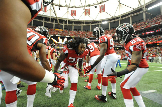 Sitting on the sidelines while his team lost games was a tough pill to swallow for No. 39 (Atlanta Falcons Photo).