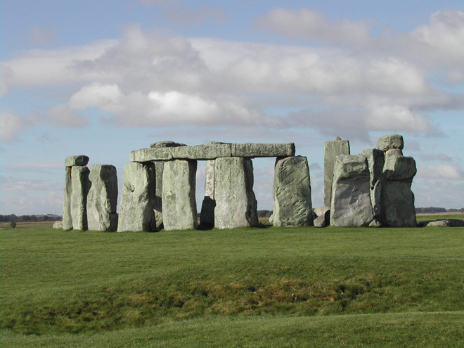 I thought i knew what to expect going in but Stonehenge surprised me. An amazing sight to behold.